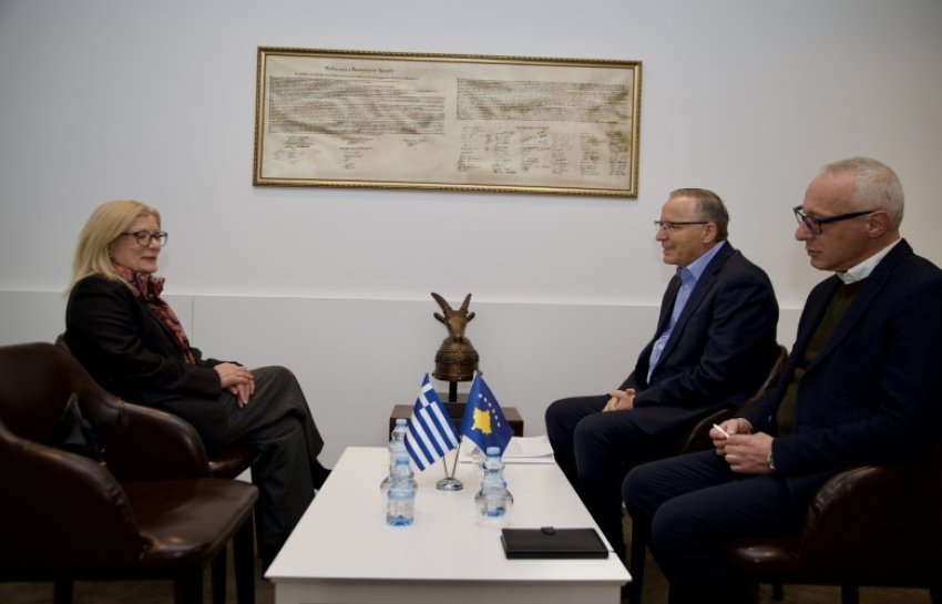 hamza takoi shefen e zyres nderlidhese te greqise ne kosove 696a2460cbb46