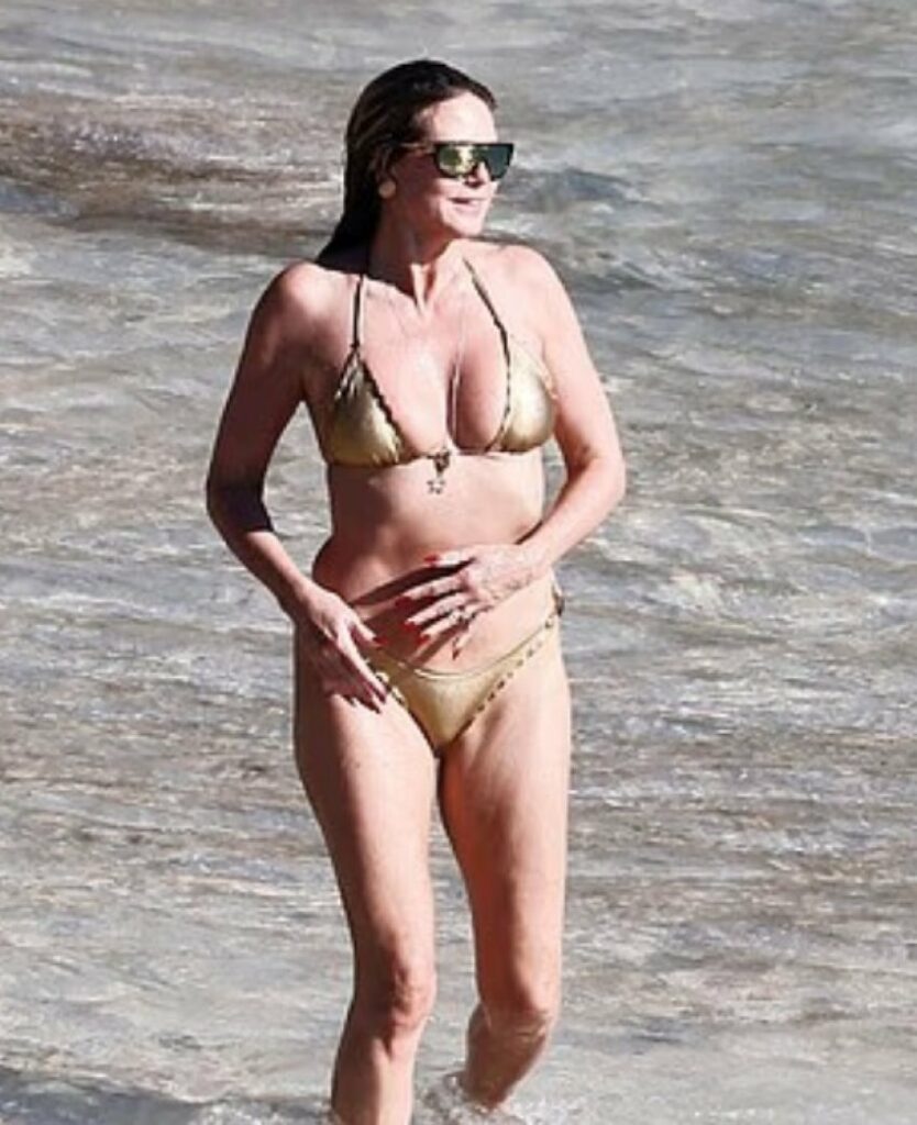 heidi klum shijon pushimet ne st barts shfaqet me bikini te arta dhe momente romantike me bashkeshortin e saj 695649d2b67e5