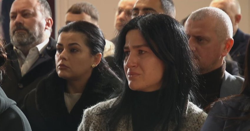 i vidhte grave unazat reagon vajza e ziver veizit kujtim cakrani kaloi cdo limit shihemi ne gjykate 69722815a7adb