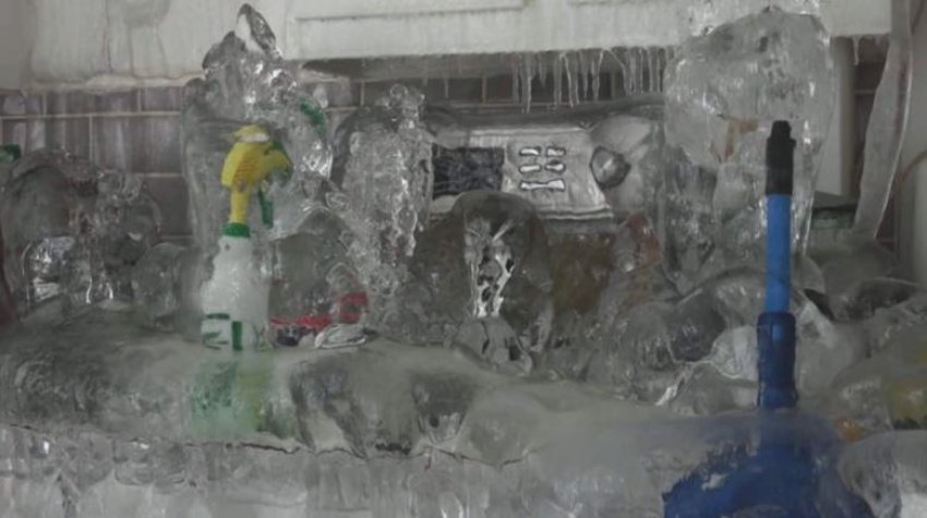 incidenti i pazakonte fiken ngrohjen dhe iken me pushime apartamenti pushtohet nga akulli 697de44a7a34b