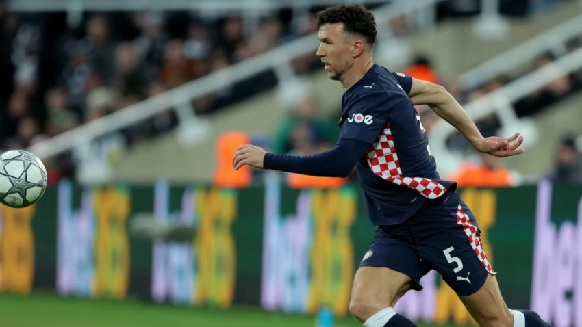 inter perisic gati te beje gjithcka per tu kthyer te interi mesazh i qarte ndaj psv 6974af52ccec7