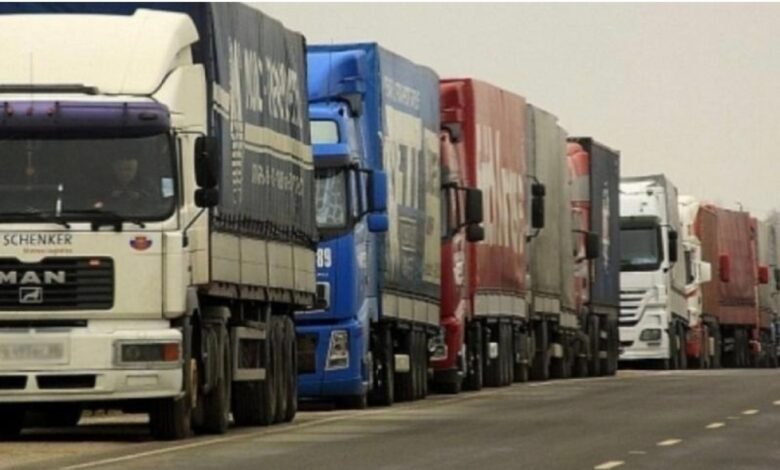 kamionet do ti bllokojne kufijte e ballkanit perendimor muratovska do te kete rafte te zbrazeta dhe kolaps te ekonomise 6973b8e117b05