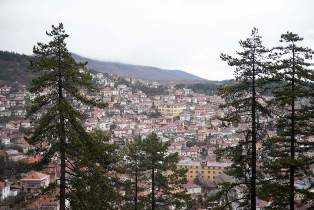 Krusheva me ujë të turbullt, nuk është i pijshëm 3 krusheva me uje te turbullt nuk eshte i pijshem 6962b8b8c1951