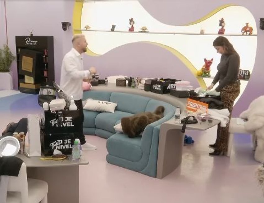 Labi-Albës: Je goma rezervë e Limit 1 labi albes je goma rezerve e limit 6978c912361c4