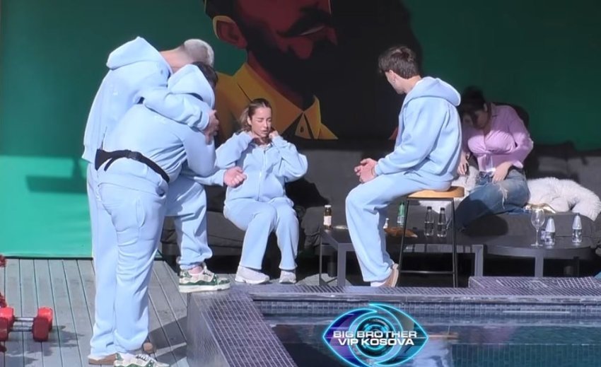 Limi dhe Londrimi me bisedë emocionale: Pavarësisht gjithçkaje, jam i lumtur që të kam njohur 3 limi dhe londrimi me bisede emocionale pavaresisht gjithckaje jam i lumtur qe te kam njohur 697e153734e03