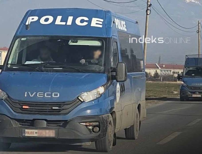 Mbi 30 komisionerë po intervistohen në Gjakovë, pritet të ndalohen gjysma e tyre 3 mbi 30 komisionere po intervistohen ne gjakove pritet te ndalohen gjysma e tyre 6979da7c84e2e