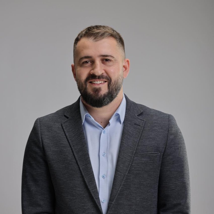 mergim lushtaku zgjidhet deputet kritikon diasporen kthjelluni 695ac2e0bd8d0