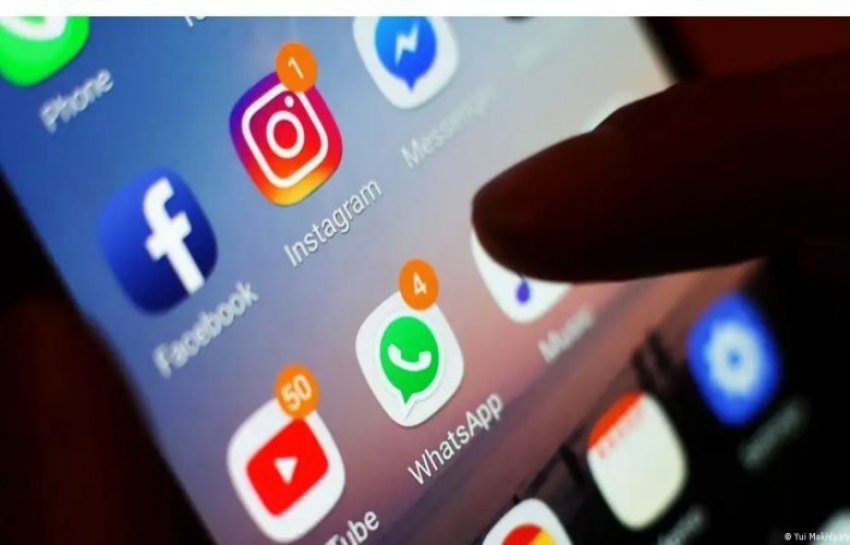 Meta bllokon mbi 500 mijë llogari në Australi të personave nën 16 vjeç 3 meta bllokon mbi 500 mije llogari ne australi te personave nen 16 vjec 6964de3e64455