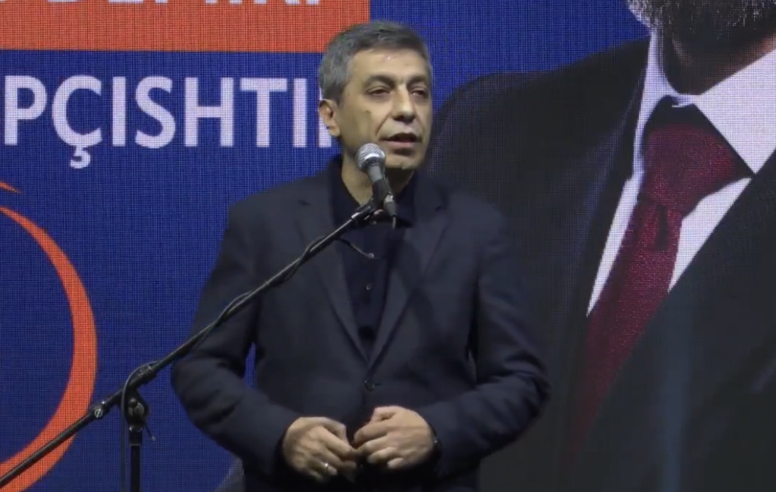 mexhiti si me albin kurtin dhe vv ne diaspora do ta vulos fitoren edhe ne vrapcisht 69599bb2345b2