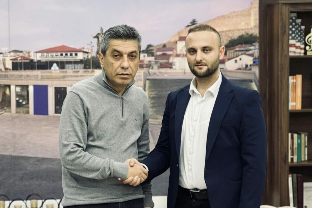 mexhiti takon drejtorin e np parqe dhe gjelberime shkup muamer seferi 69590dba3a770