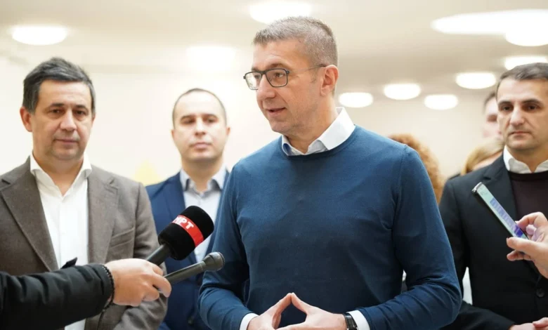 Mickoski: Kemi shumicë për ta shfuqizuar qeverinë teknike 3 mickoski kemi shumice per ta shfuqizuar qeverine teknike 695fc1f7b275a