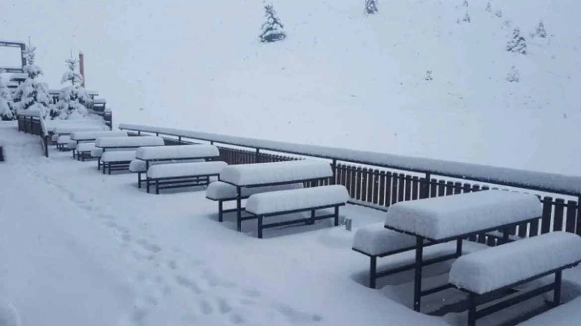 Në Kodrën e Diellit këtë mëngjes janë matur temperatura deri -11 gradë 1 ne kodren e diellit kete mengjes jane matur temperatura deri 11 grade 6960be788df90