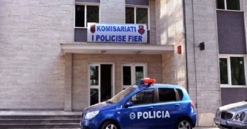 Nga drejtimi i automjetit në gjendje të dehur tek dh*na në familje, disa të arrestuar në Fier 2 nga drejtimi i automjetit ne gjendje te dehur tek dhna ne familje disa te arrestuar ne fier 695a6d158bc96