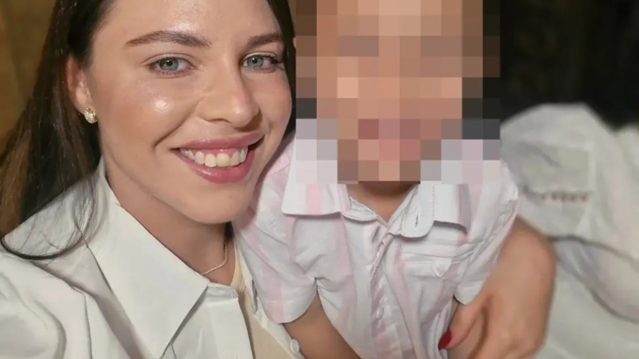 nga mike ne armike ish partnerja e burrit godet per vdekje 28 vjecaren ne sy te djalit te saj 3 vjecar dyshohet se shkak u be xhelozia per 69614019dc80a