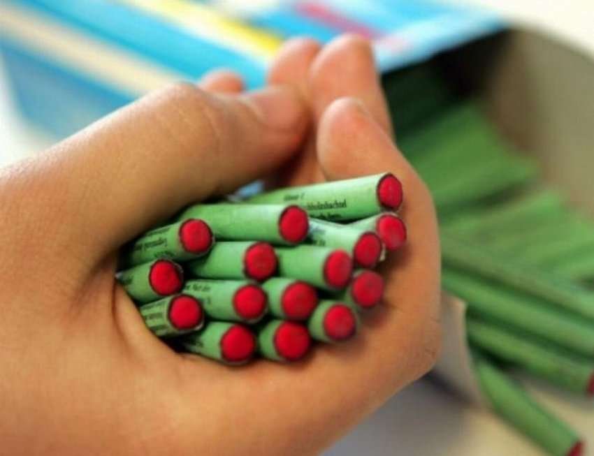 prizren nente persona lendohen nga fishekzjarret nje femije humb gishtin 69562c903dba9