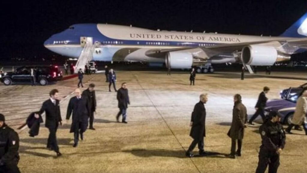 probleme teknike ne aeroplanin e presidentit donald trump air force one i nisur per davos detyrohet te kthehet mbrapsht 6970857fe6a18