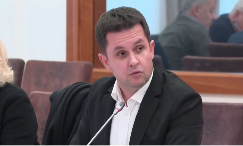 rama eshte pro vucic alimehmeti paralajmeron 696585b5d9146