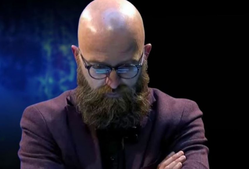 rasti i arianit sllamnikut policia fton per intervistim qytetaret qe kane pranuar sherbime 696f8d723290c