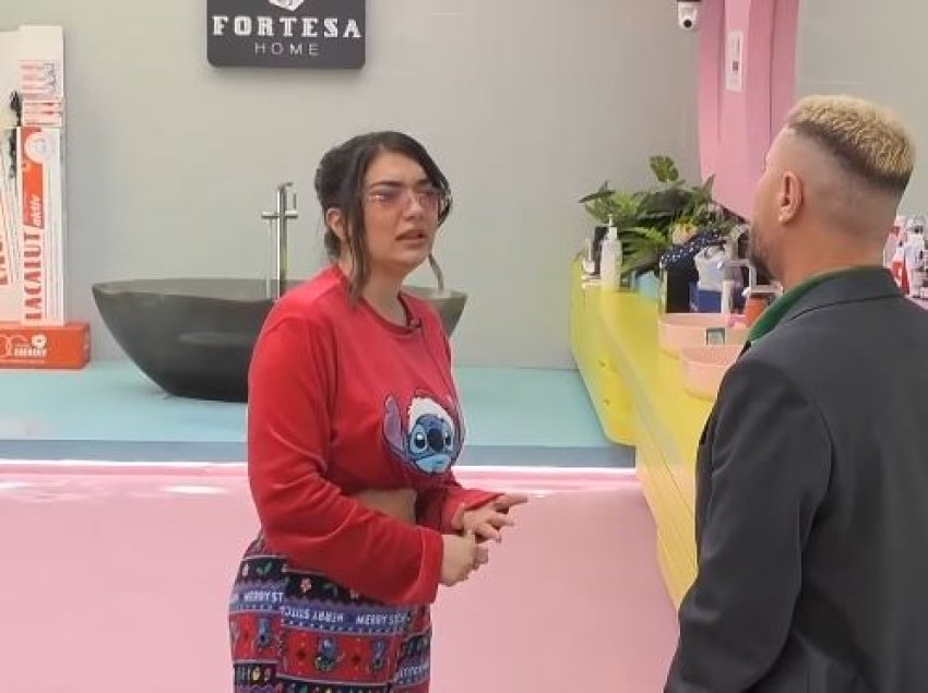 “S’dua t’i shoh këto gjëra”, Alba e zhgënjyer nga Limi dhe afrimiteti i tij me Dolcen 3 sdua ti shoh keto gjera alba e zhgenjyer nga limi dhe afrimiteti i tij me dolcen 697626114c346