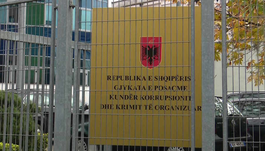 seanca ne kushtetuese per ballukun gjykata e posacme nuk do te marre pjese 6971f613ccc32