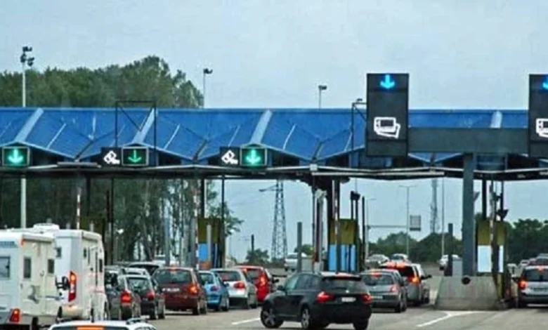 sot dhe neser nuk priten bllokada ne piken kufitare evzoni drejt maqedonise 695ce6b6a0b73