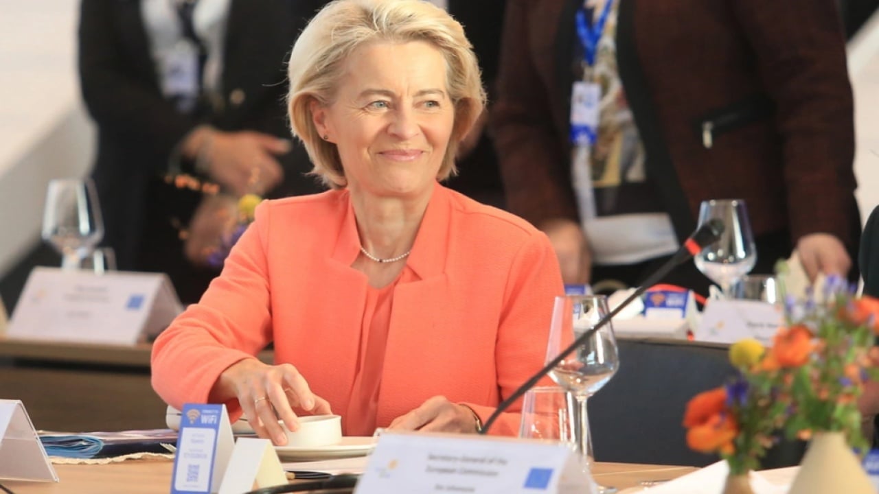takimi me delegacionin e kongresit amerikan ne davos von der leyen respekti per sovranitetin e groenlandes dhe danimarkes eshte 696ec36b8b69a