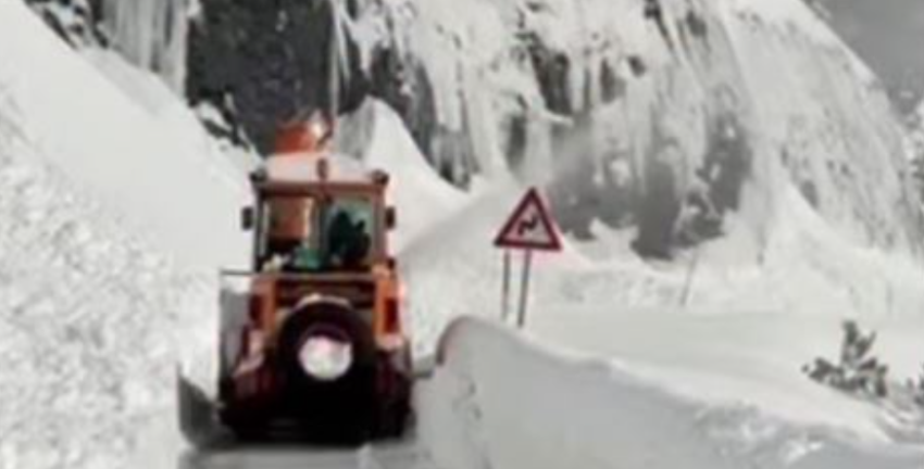 temperaturat e uleta ortek bore ne qafe thore nderpritet qarkullimi deri ne nje moment te dyte 69679c1506a31