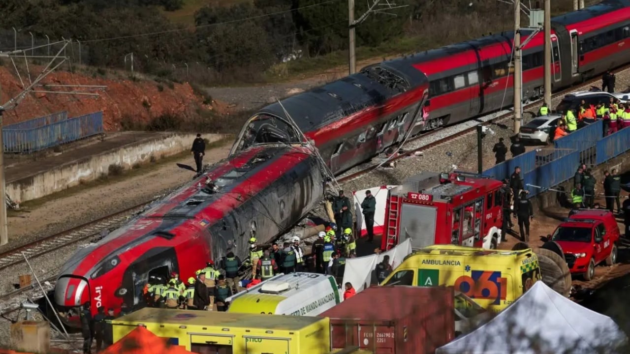 tragjedia me tren ne spanje qeveria premton 20 milione euro kompensim per familjet e viktimave opozita kerkon doreheqjen e ministrit te transportit 6978fb0b77cd0