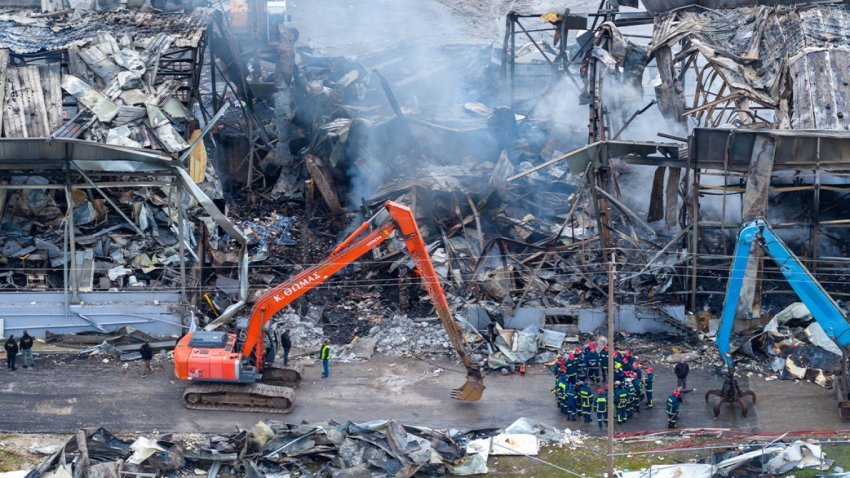 Tragjedia në fabrikën e biskotave në Greqi, zbulohet se prej muajsh kishte rrjedhje propani nga depozitat nëntokë! 3 tragjedia ne fabriken e biskotave ne greqi zbulohet se prej muajsh kishte rrjedhje propani nga depozitat nentoke 697a280ab20da