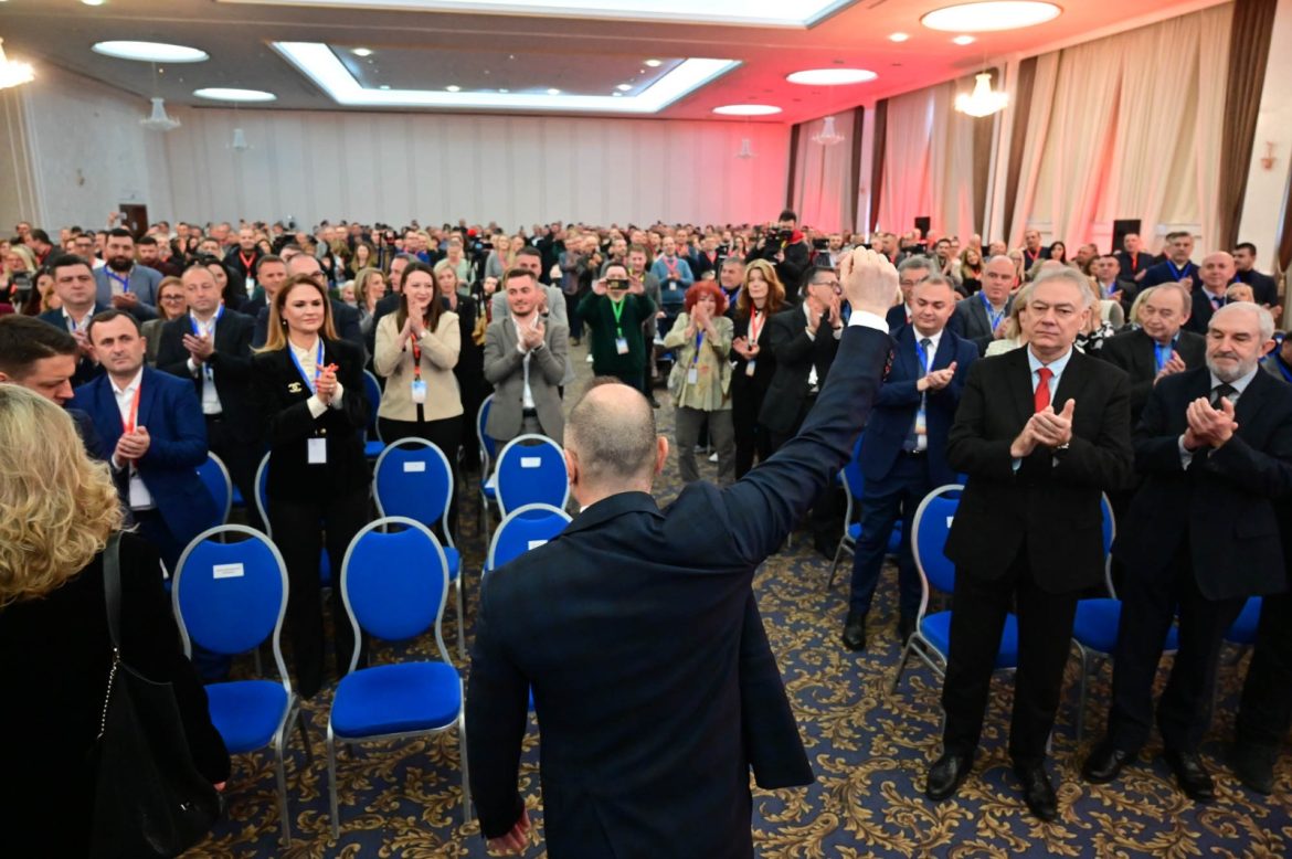 Unitet formal  tensione të brendshme dhe paralajmërim për platformë të re  kush po bën gati puç ndaj Filipçes 