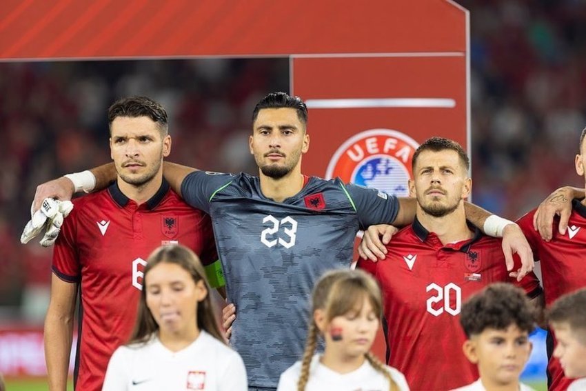 ylli i kombetares mes dy zjarreve 696ce2785fa98