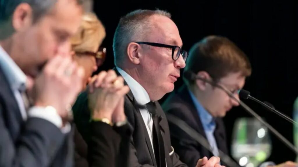 Zjarri me 40 viktima në Zvicër, zyrtarët flasin në konferencë: Kërkojmë falje, por nuk japim dorëheqje 3 zjarri me 40 viktima ne zvicer zyrtaret flasin ne konference kerkojme falje por nuk japim doreheqje 695cf72682c2c