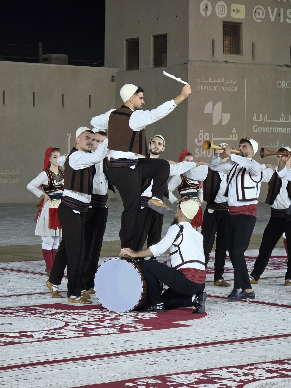 IMG f250a95ff7c1370239df2819760d7195 V