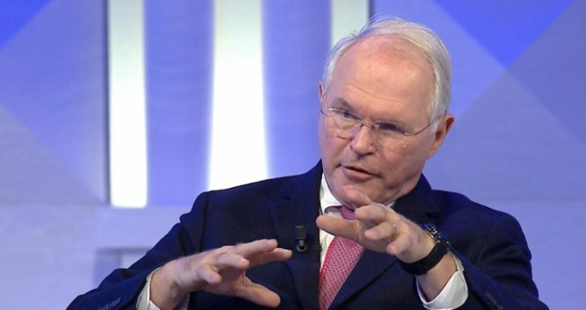 cfare ndodhi mes shba ve dhe sali berishes rrefehet christopher hill 699e3209465f9