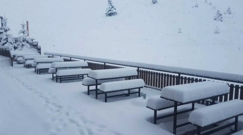 DPHM: Në Kodrën e Diellit ka 83 centimetra borë 1 dphm ne kodren e diellit ka 83 centimetra bore 69a2c4ba8de87