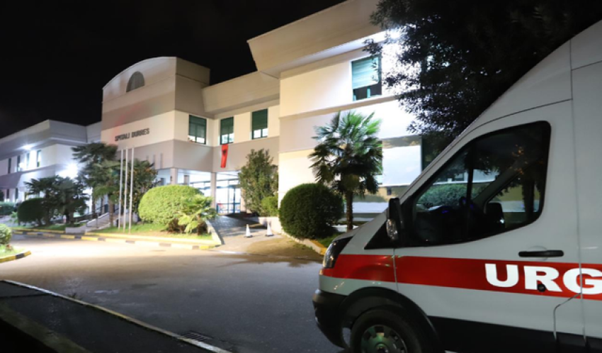 durres ishte denuar me burg shfaqi probleme shendetesore dhe u transportua ne spital nderron jete 63 vjecari 6998b39551638