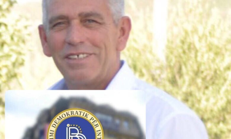 fatmir izairi godet bdi ne zgjedh mos te jem me pjese e kesaj garniture 697fcea1a0b3f