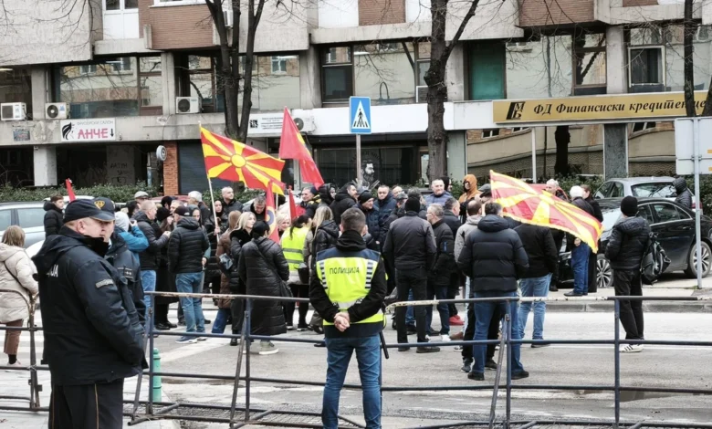 fillon protesta e lsm se para kuvendit kerkohet rritja e pages minimale 698b0361e382f