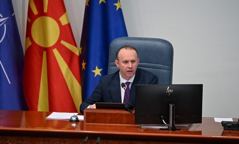 Kryeparlamentari Gashi tregon për vendimet që janë miratuar në seancën e 89-të të Kuvendit 1 kryeparlamentari gashi tregon per vendimet qe jane miratuar ne seancen e 89 te te kuvendit 699f72a18b439