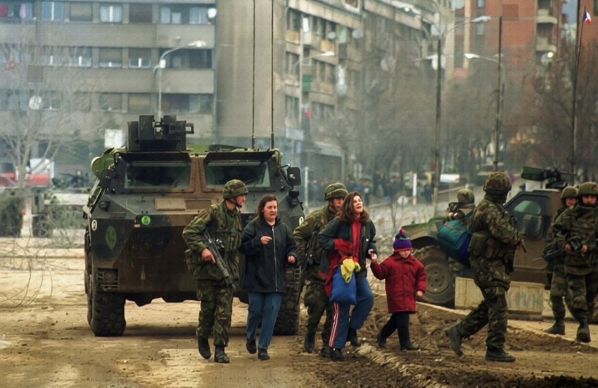 Kurti kujton 26-vjetorin e spastrimit etnik në Mitrovicë: Serbia dëboi mbi 11 mijë shqiptarë 1 kurti kujton 26 vjetorin e spastrimit etnik ne mitrovice serbia deboi mbi 11 mije shqiptare 698211ef622b8