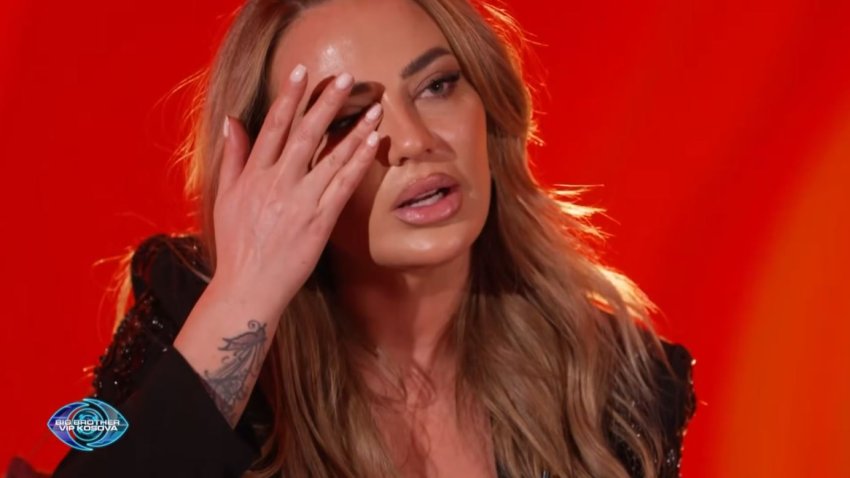 Mes emocionesh  Suanita rrëfen dhimbjen si fëmijë  këndon hitin e Leonora Jakupit