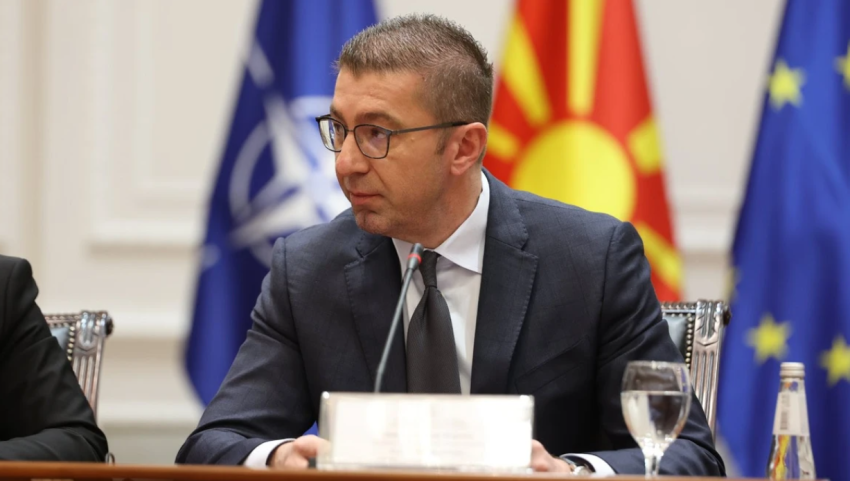 mickoski opozita kerkon shpetim permes sulmeve ndaj meje tani po shpifin edhe per familjen time 69978ffb557ca