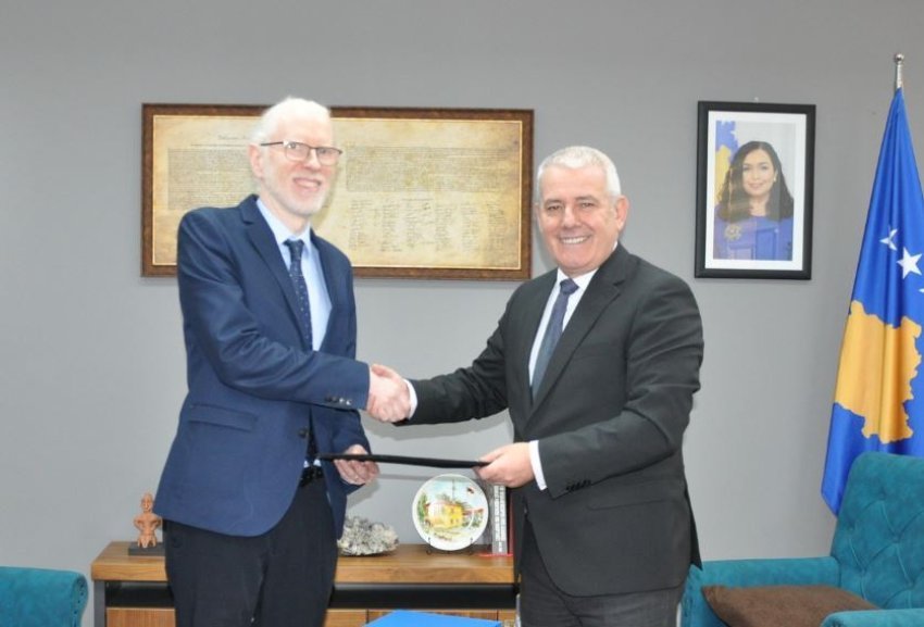 ministri jagxhiu synimi yne eshte qe sherbimet publike te jene me te thjeshta dhe me te shpejta per qytetaret 69909287e01b2