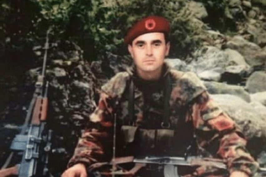 nese ndodh dicka ta dish qe keni pergjegjesi ismet avdullahu rrefen per ditet e fundit te zahir pajazitit permend ali ahmetin e nait hasanin 698919ef34794