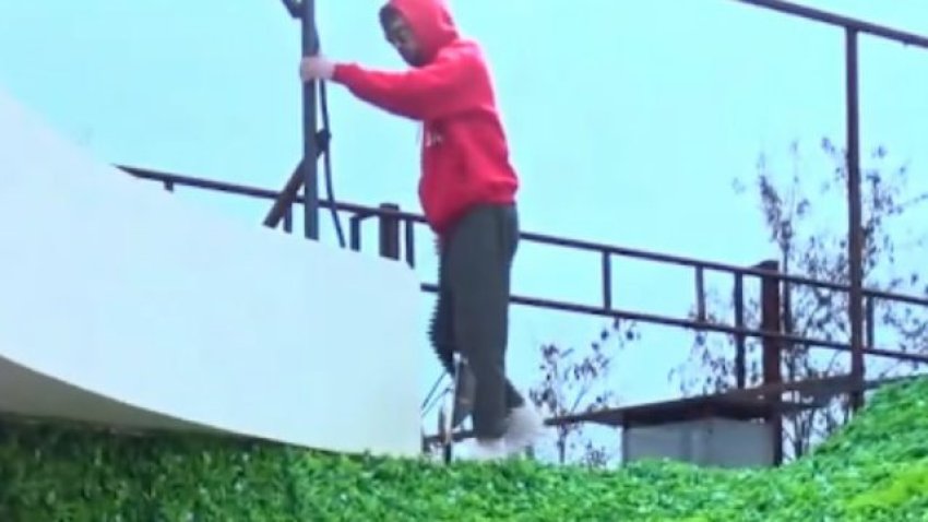 nuk dua te dal kristi ne gjendje te renduar shperthen ne lot pas daljes nga muri i shtepise 6990fab56b76c