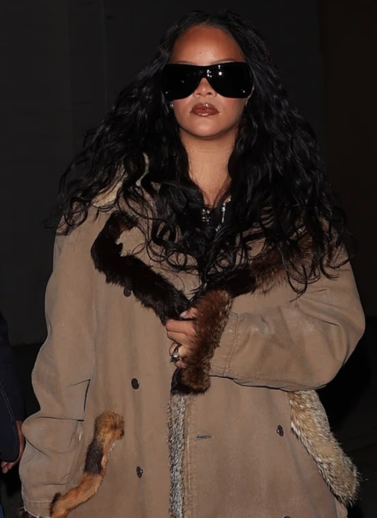 Pas festës madhështore, Rihanna zgjedh një mbrëmje të thjeshtë në Giorgio Baldi 3 pas festes madheshtore rihanna zgjedh nje mbremje te thjeshte ne giorgio baldi 699c9ff582857