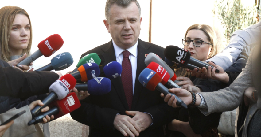 perfundon mbledhja e keshillit te mandateve taulant balla nuk ka nje vendim ne kuvend me dy raporte 699c70043910c