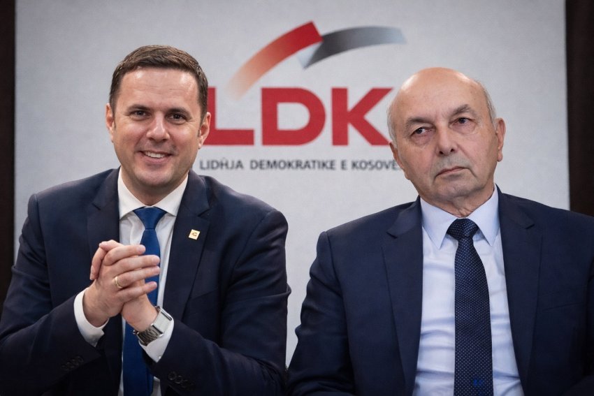 perplasja abdixhiku mustafa a po rihapen plaget e se kaluares brenda ldk se 69898a6f98ad4