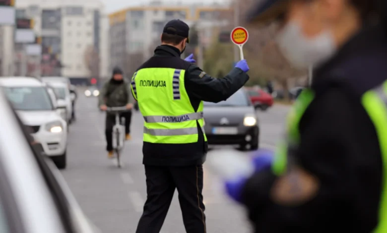 policia kontrolloi shoferet ne shkup dhe kumanove u arrestuan 18 persona 699b0da2dda22