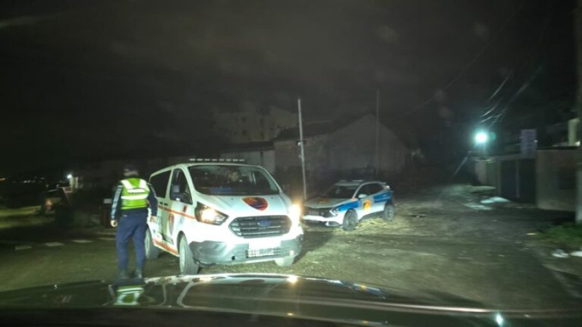 Policia “mësyn” Vlorën, në “sitën” e Rrugorëve drejtues të automjeteve dhe pasagjerë 3 policia mesyn vloren ne siten e rrugoreve drejtues te automjeteve dhe pasagjere 69a226554612c